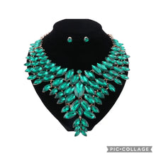 Load image into Gallery viewer, Bold necklace set
